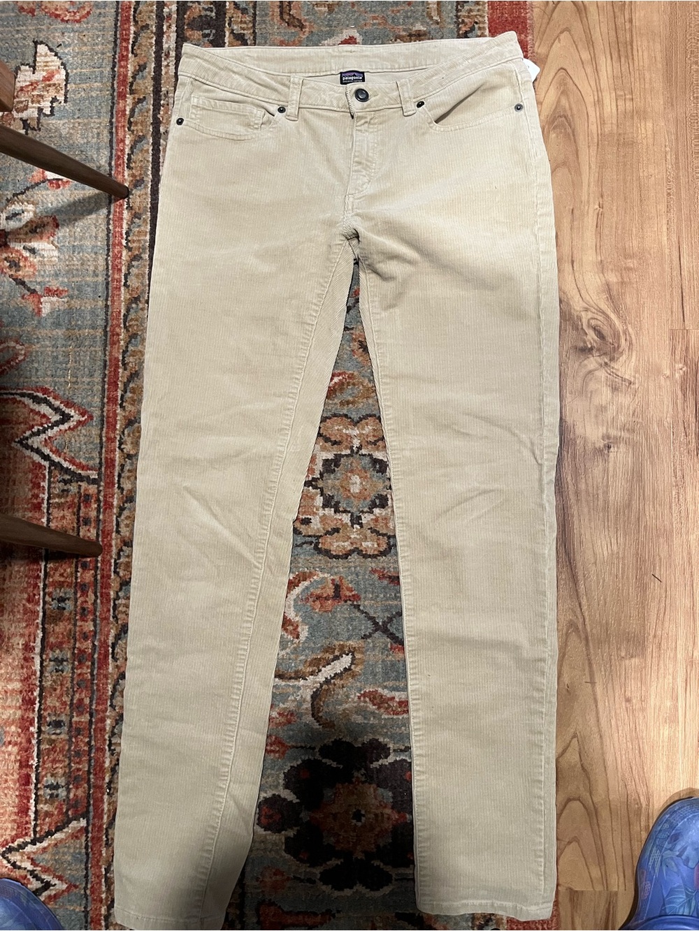 Patagonia Slim Corduroy Women's Jeans in Light Beige